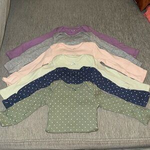 NEW Set of 6 long sleeve onesies baby girl Carter’s